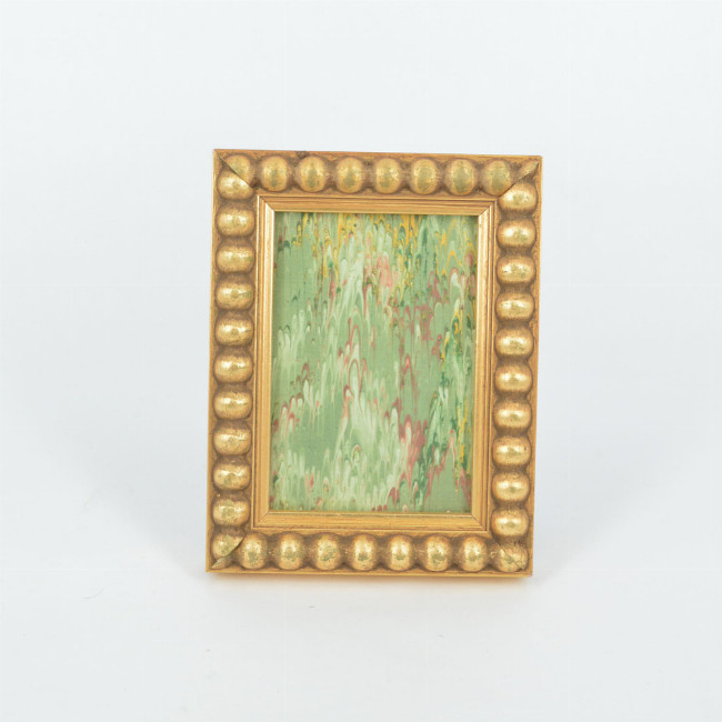 Κορνίζα ξύλινη με χρυσές μπιλίτσες Γαλλική 10X13 εκ.